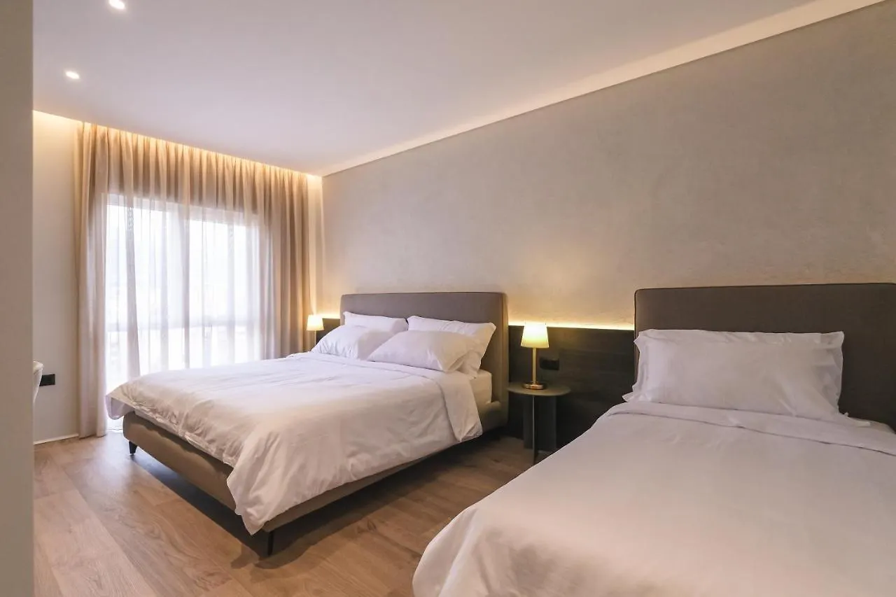 Two Steps Apartments تيرانا ألبانيا
