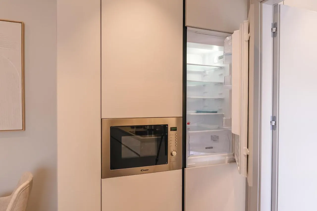 Two Steps Apartments تيرانا