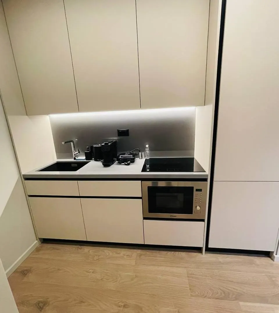 Two Steps Apartments تيرانا 0*,  ألبانيا