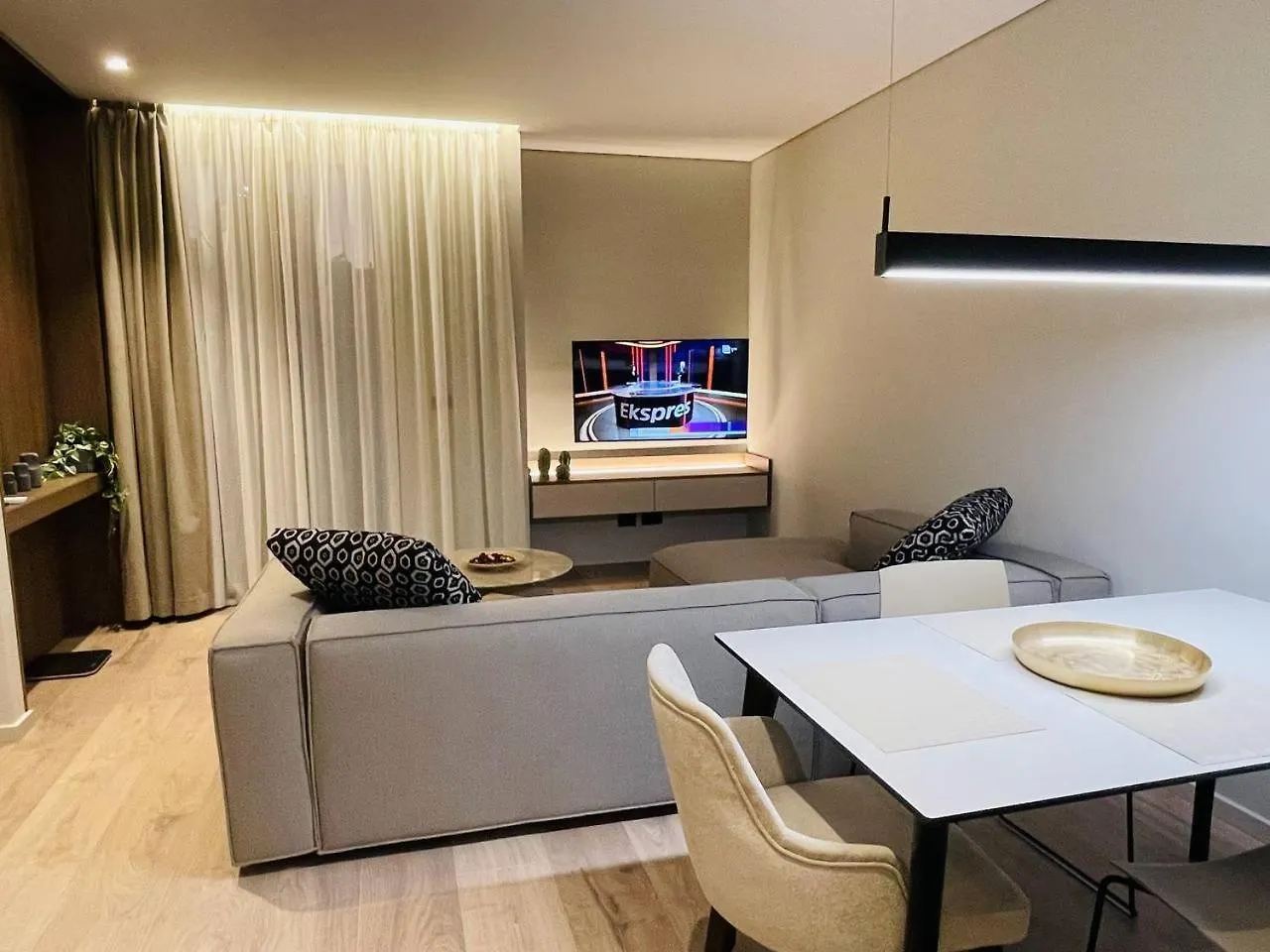 Two Steps Apartments تيرانا ألبانيا